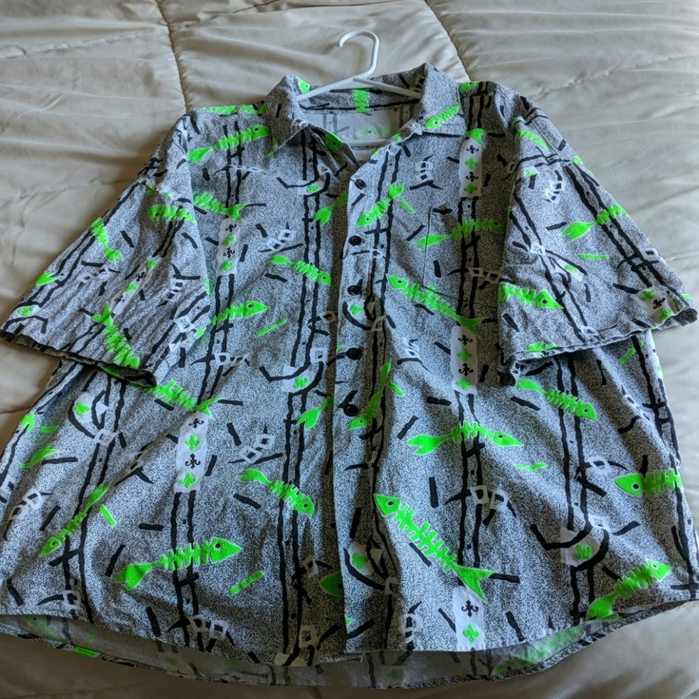 Men's shirt